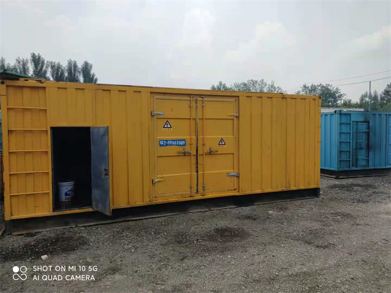 北林200KW柴油发电机组需要配备什么型号的电缆线？