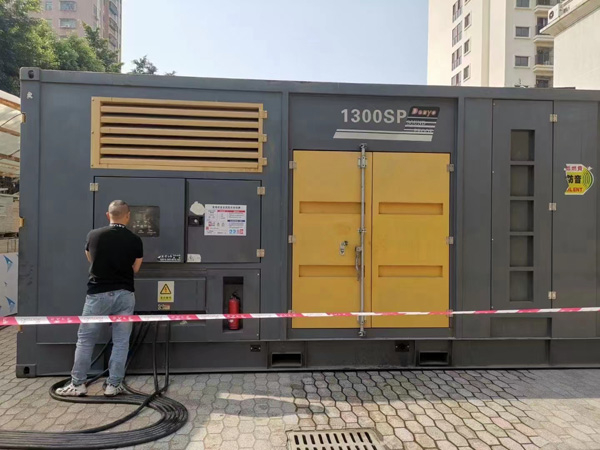 北林500KW发电机组冬季应该配多大的启动电瓶？